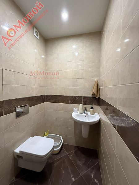 2-к квартира, 74 кв.м.