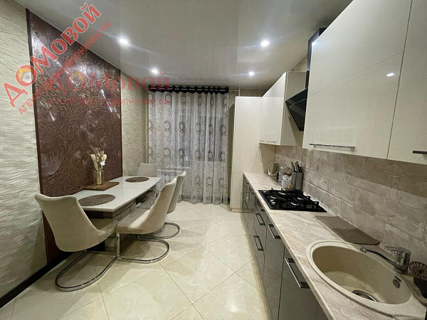 2-к квартира, 74 кв.м.