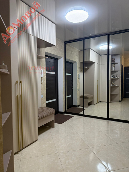 2-к квартира, 74 кв.м.