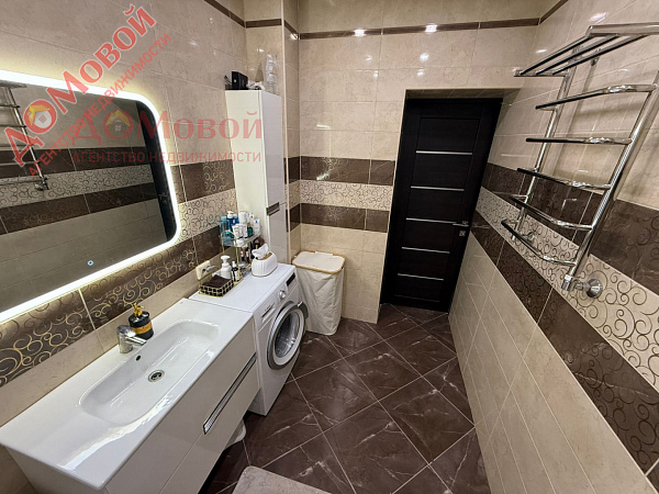 2-к квартира, 74 кв.м.